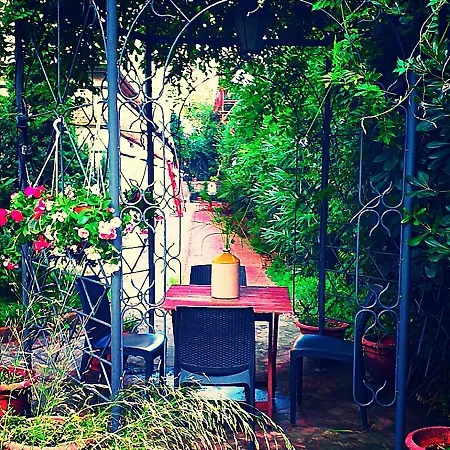 Apartament Un Giardino A Due Passi Dal Mare