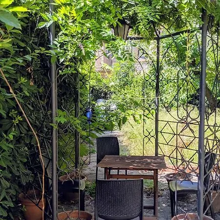 Appartement Un Giardino A Due Passi Dal Mare La Spezia